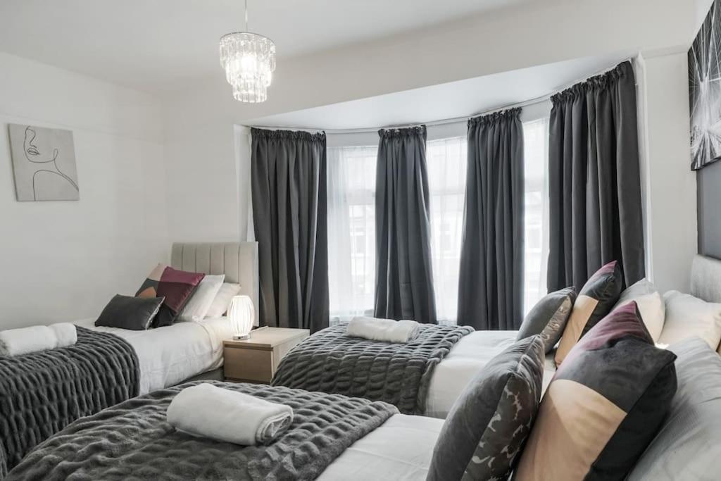 Appartamento 4 Bed Flat Sleeps Up To 9 Close To Brixton